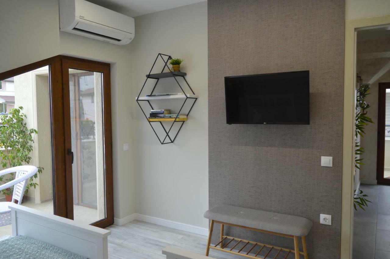 Apartments Dona Chernomorets Buitenkant foto